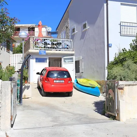 Apartment By The Sea - 13012 Rogoznica (Sibenik-Knin)
