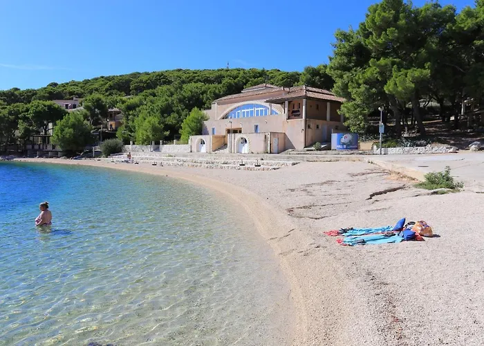 Appartement By The Sea - 13012 *