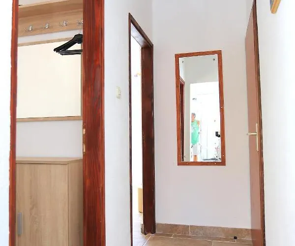 Apartamento By The Sea - 13012 *